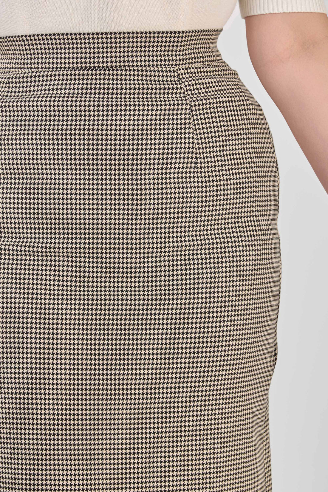 Posey Puppytooth Skirt